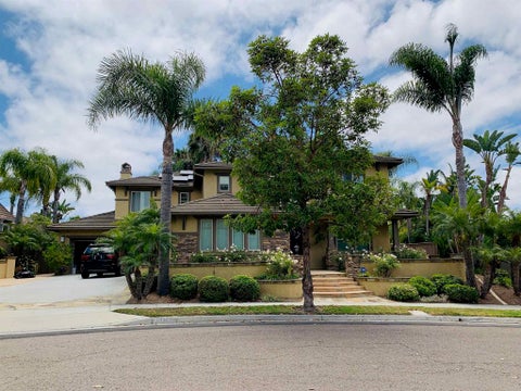 Photo of 7332 Circulo Papayo, Carlsbad, CA 92009 (MLS # NDP2606297)