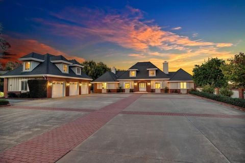 Photo of 9890 Lantz Drive, Morgan Hill, CA 95037 (MLS # ML82025377)