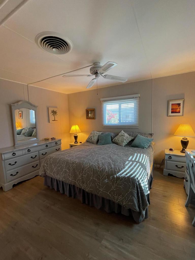 Tri Palm Estates - Manufactured In Park