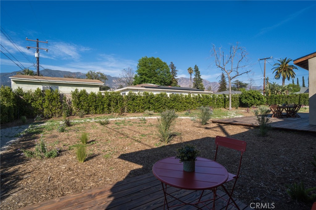 785 W Harriet Street