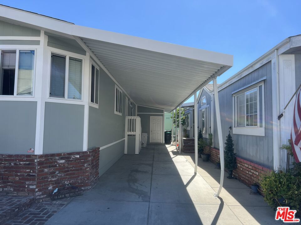 19127 Pioneer Boulevard 30