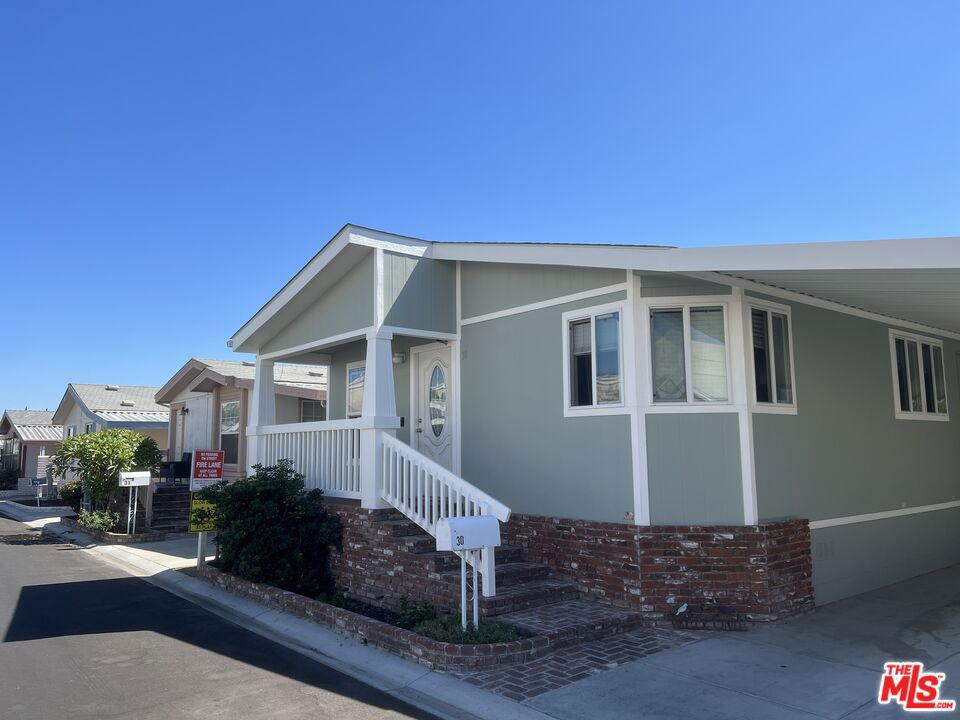 19127 Pioneer Boulevard 30
