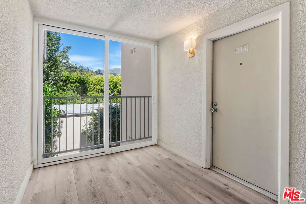Photo of 23901 Civic Center Way #D235, Malibu, CA 90265 (MLS # 26671723)