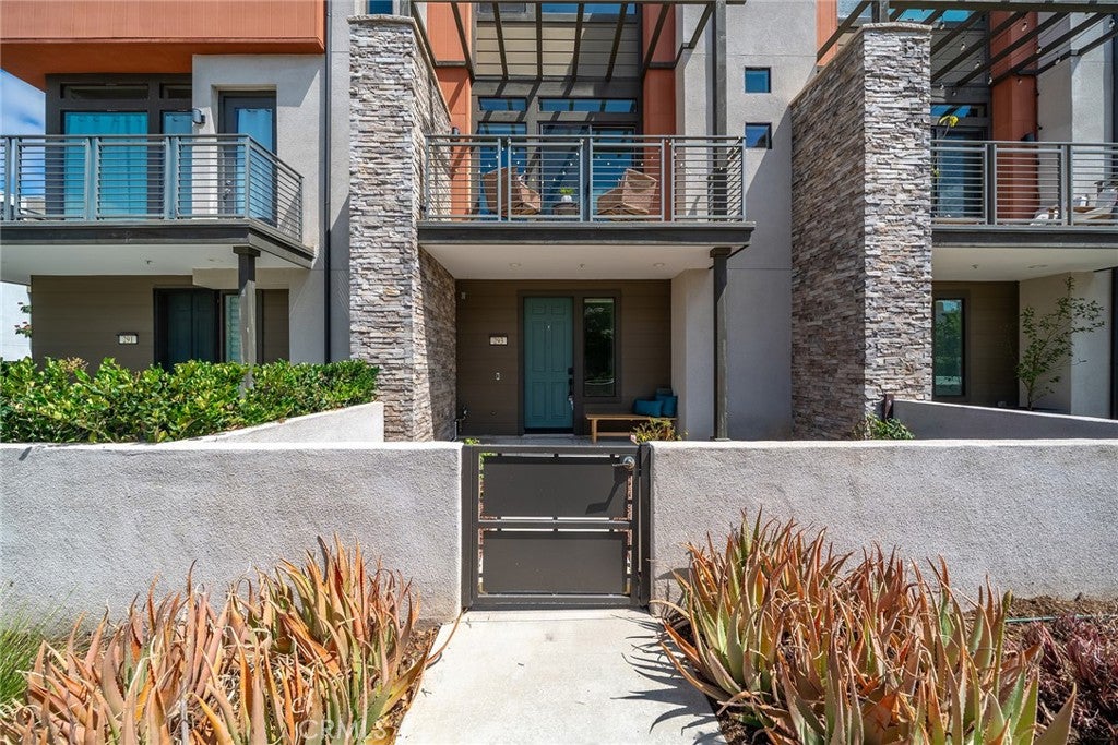 293 Merit, Irvine CA 92618 - Photo 35