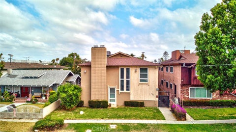Photo of 125 E Buckthorn ST, Inglewood, CA 90301 (MLS # PW26153045)