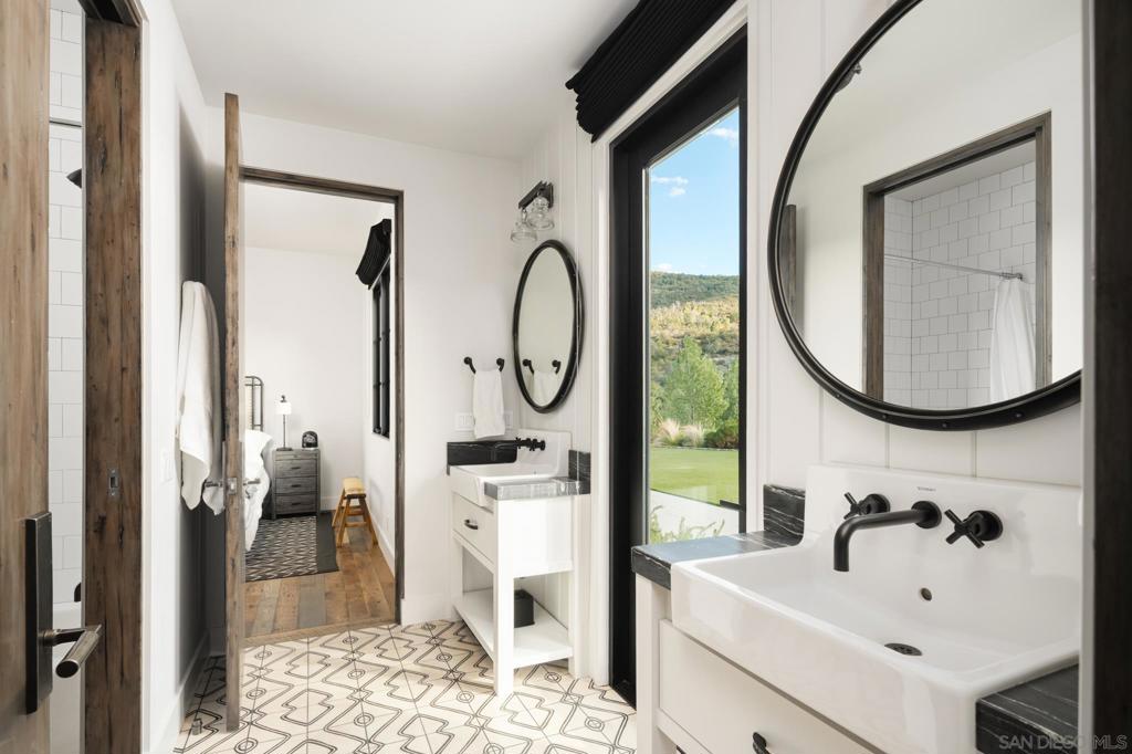 Santa Ysabel - Residential