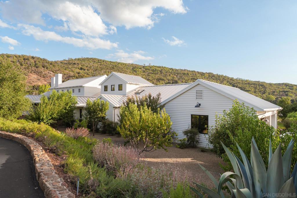 Santa Ysabel - Residential