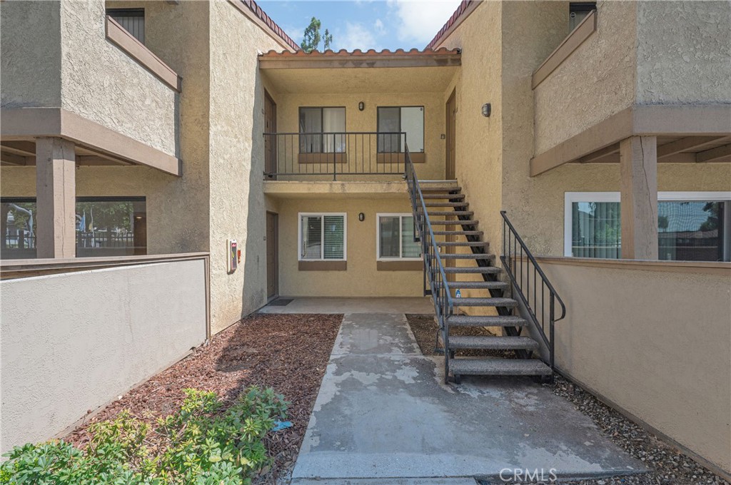 Upgraded Single-Story & Downstairs Condo with 2 Bedrooms & 2 Bathrooms located in Quiet & Gated Community of Riverside. Walking into this cozy home, you will notice an open and naturally bright floorplan with newer flooring and freshly painted walls. The kitchen features remodeled fixtures including granite countertops, stainless steel sink and all kitchen appliances included already. The home offers 2 Master Suites that have ceiling fans, newer flooring and upgraded bathrooms with tile flooring, granite countertops. Each bedroom has decent space and ample closet space. Newer A/C Compressor. Private Patio great for relaxing after a long day. Condo is fixed with a Detached 1-car garage and 1 assigned parking space. HOA Community features private gate, Pool & Spa, and Community Laundry Room. Close distance to UCR, local restaurants and shopping centers. Easy Access to 60 FWY.