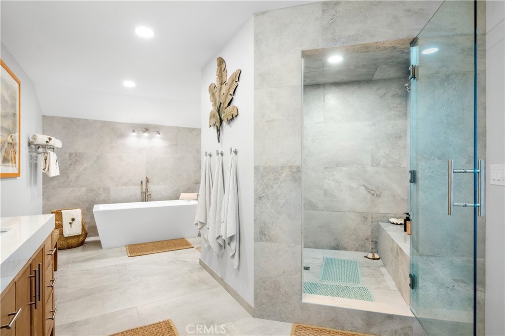 15 N Vista De Catalina, Laguna Beach CA 92651 - Photo 25