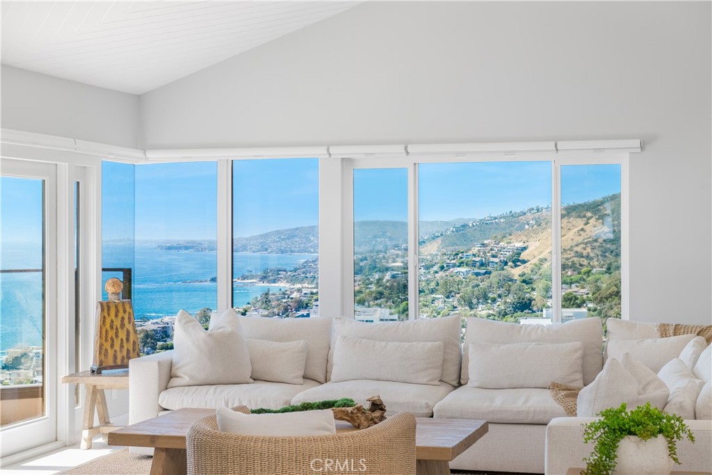 15 N Vista De Catalina, Laguna Beach CA 92651 - Photo 47