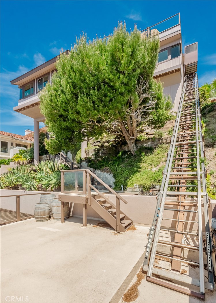 15 N Vista De Catalina, Laguna Beach CA 92651 - Photo 42