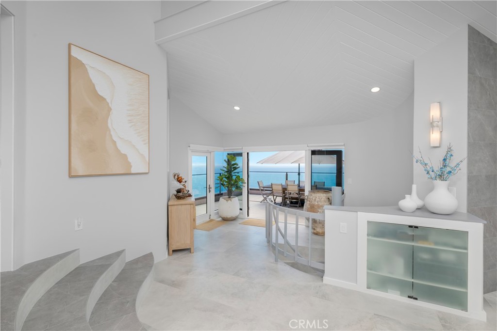 15 N Vista De Catalina, Laguna Beach CA 92651 - Photo 16
