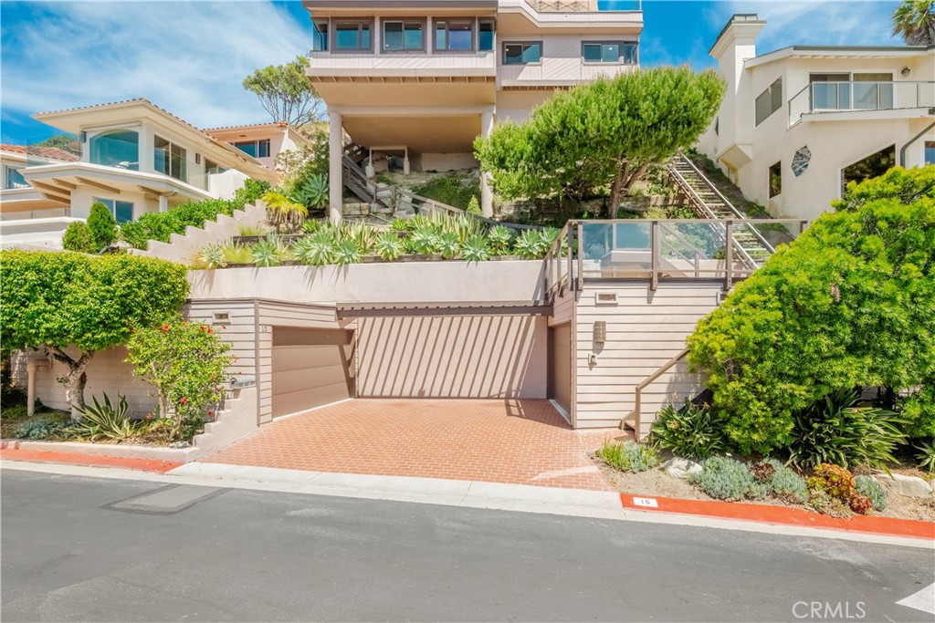 15 N Vista De Catalina, Laguna Beach CA 92651 - Photo 41