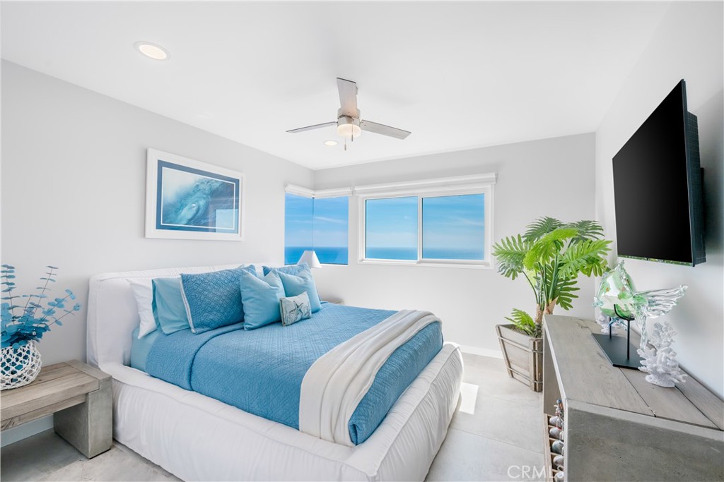 15 N Vista De Catalina, Laguna Beach CA 92651 - Photo 30