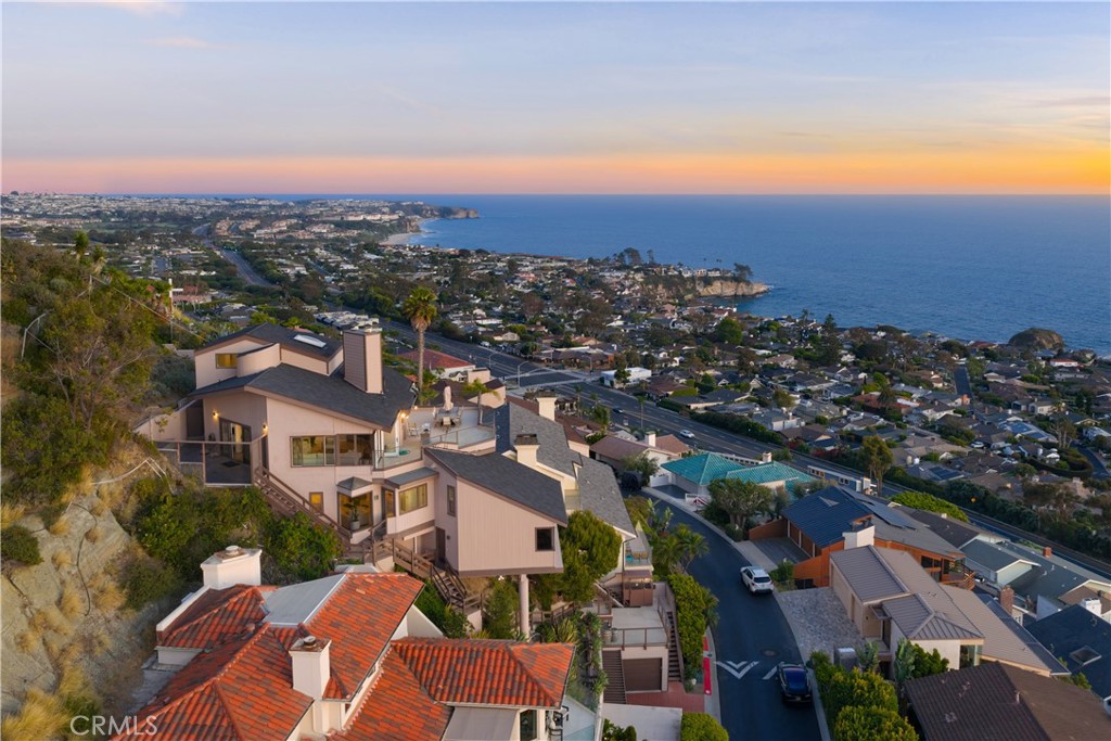 15 N Vista De Catalina, Laguna Beach CA 92651 - Photo 38