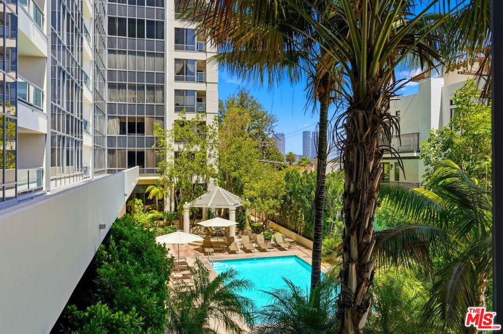 10724 Wilshire Boulevard 211