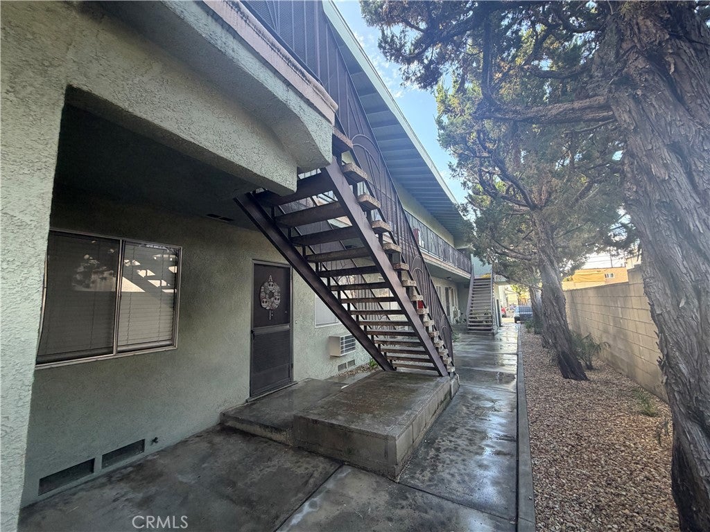 7313 Comstock Avenue