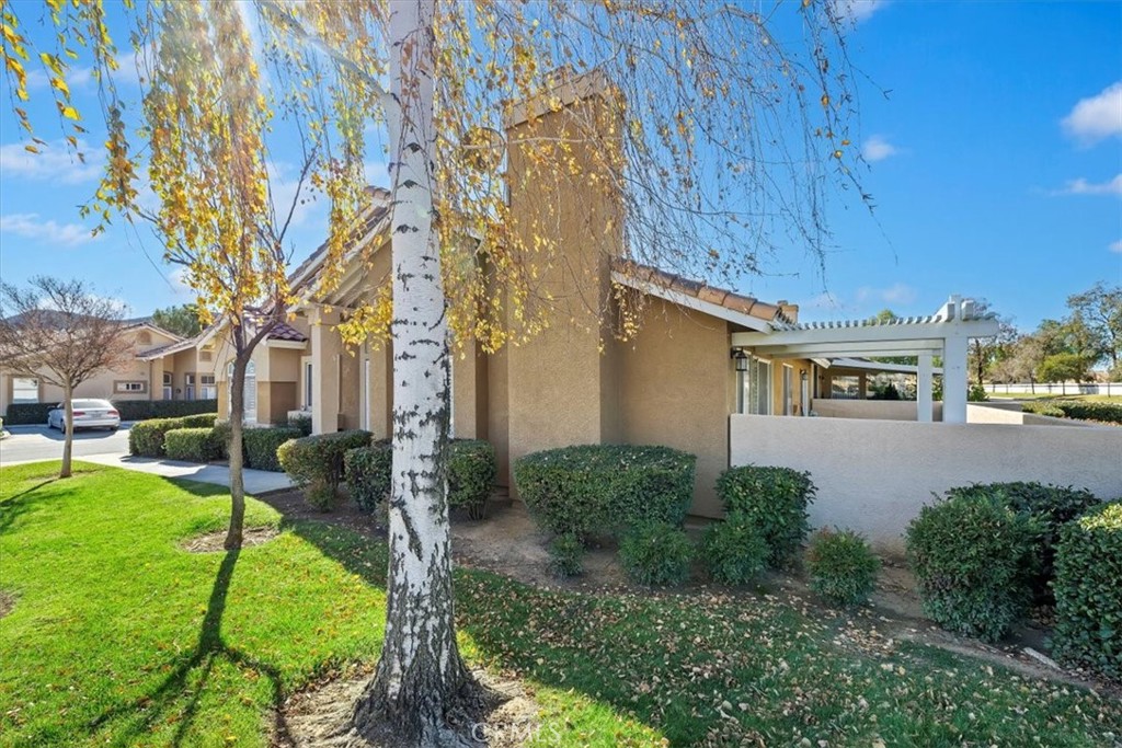 SUN LAKES COUNTRY CLUB - Residential