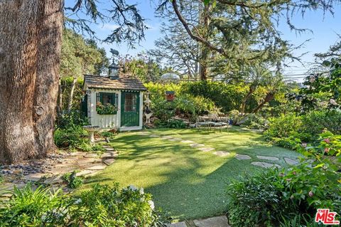 Tiny photo for 13041 Evanston Street, Los Angeles, CA 90049 (MLS # 26640871)