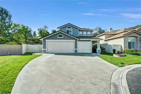 Photo of 20034 Curassow Court, Canyon Country, CA 91351 (MLS # AR26068621)