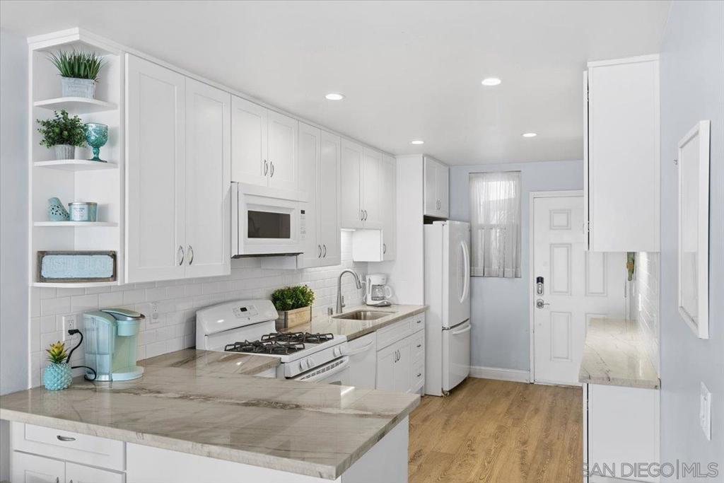 Mission Beach - Residential