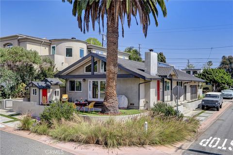 Photo of 2700 Elm Avenue, Manhattan Beach, CA 90266 (MLS # SB26065251)
