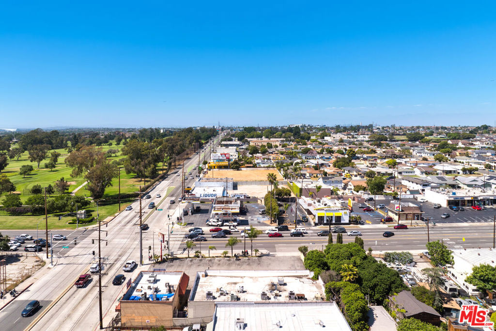 1756 W El Segundo Boulevard