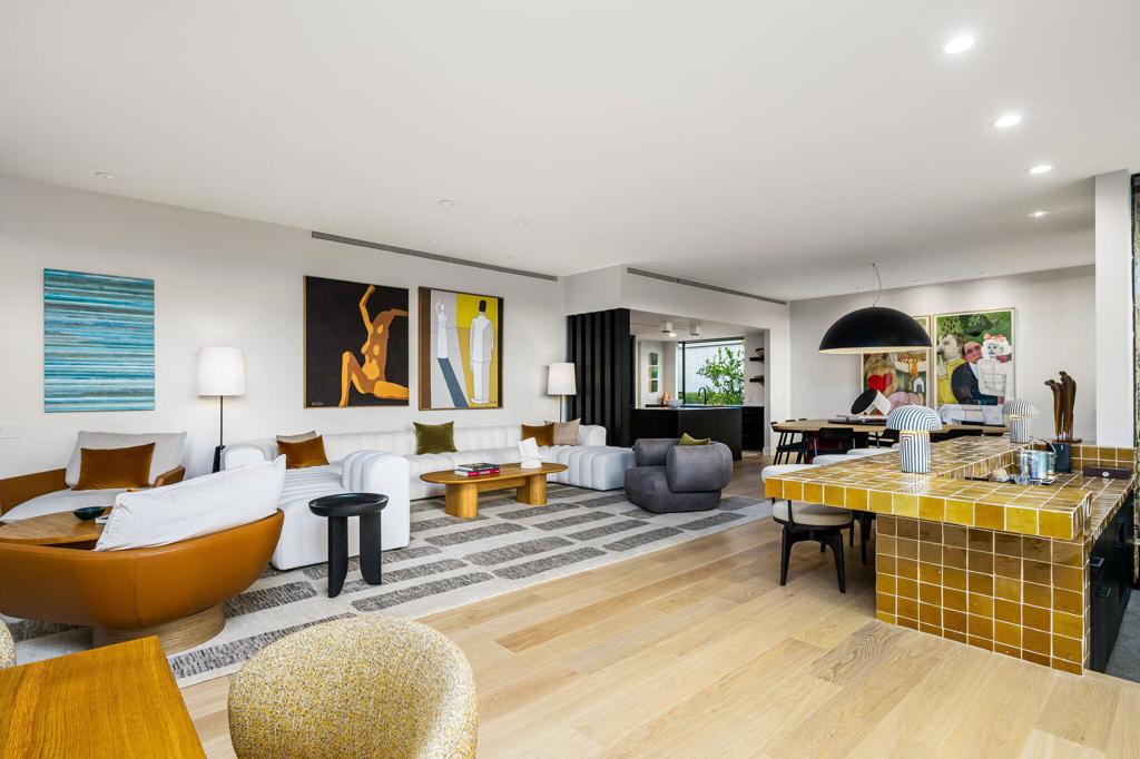 Tamarisk West - Residential