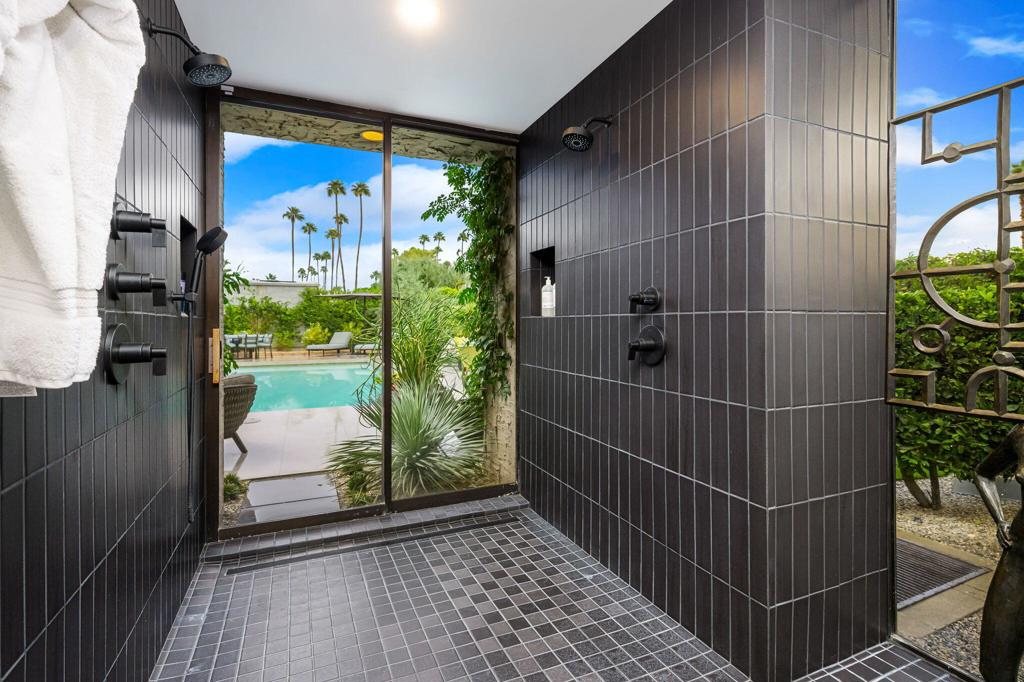 Tamarisk West - Residential