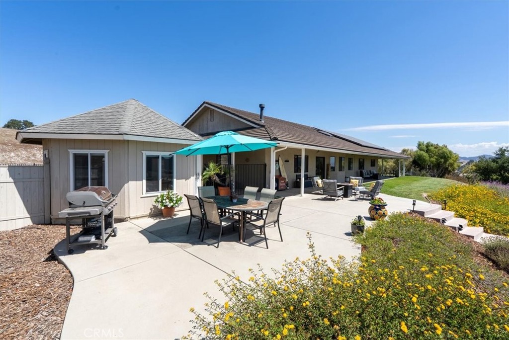 East of 101(500) - Residential