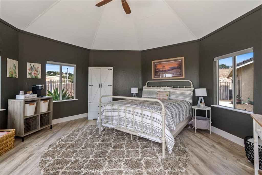 East of 101(500) - Residential