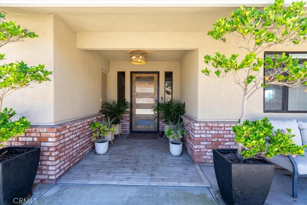 East of 101(500) - Residential