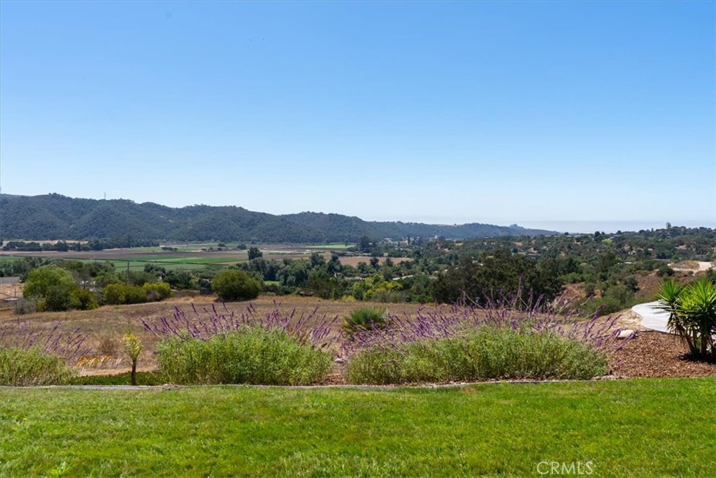 East of 101(500) - Residential