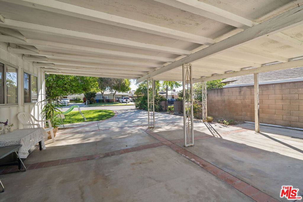 7351 Zelzah Avenue