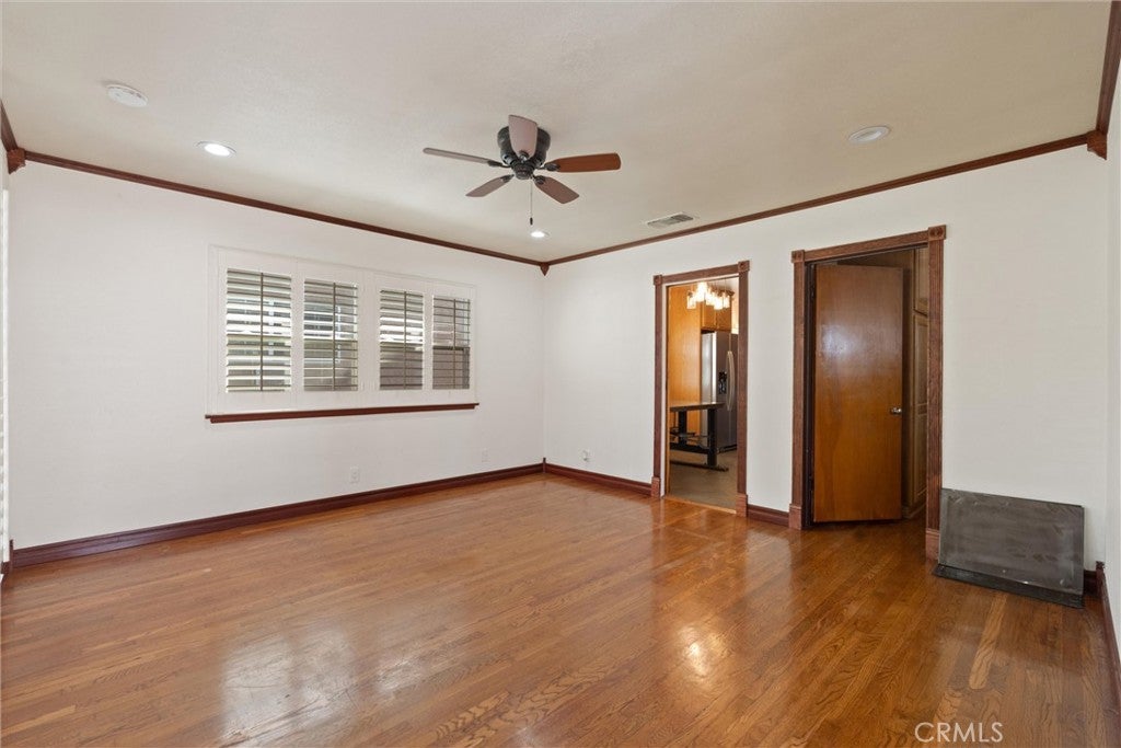 16221 Grand