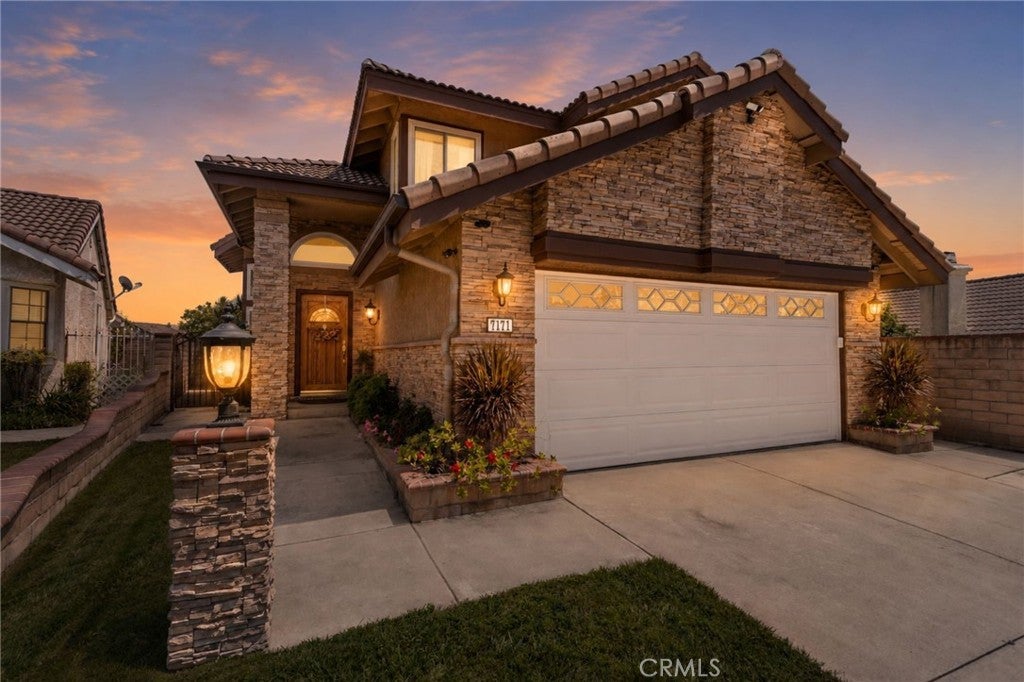 7171 Tangerine PL