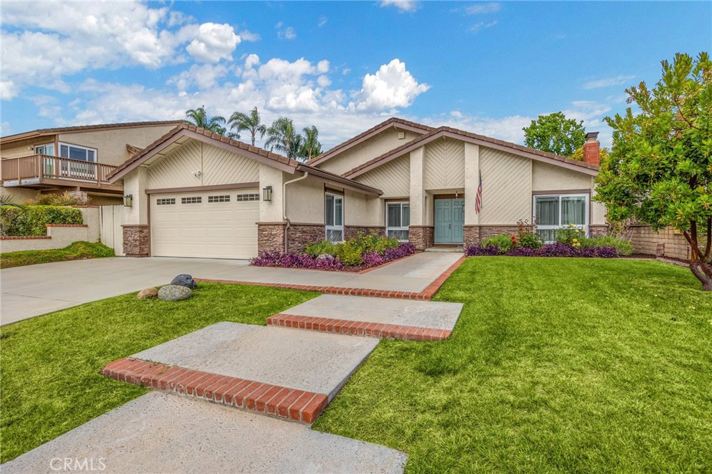 1224 Fawnridge Drive