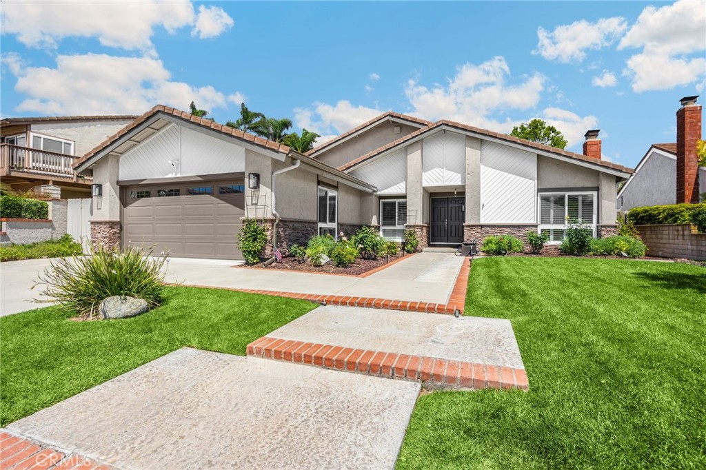 1224 Fawnridge Drive