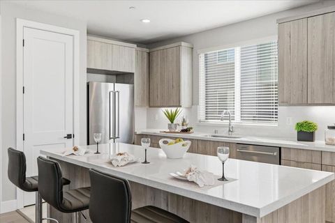 1825 Joshua Tree Circle Milpitas CA 95035