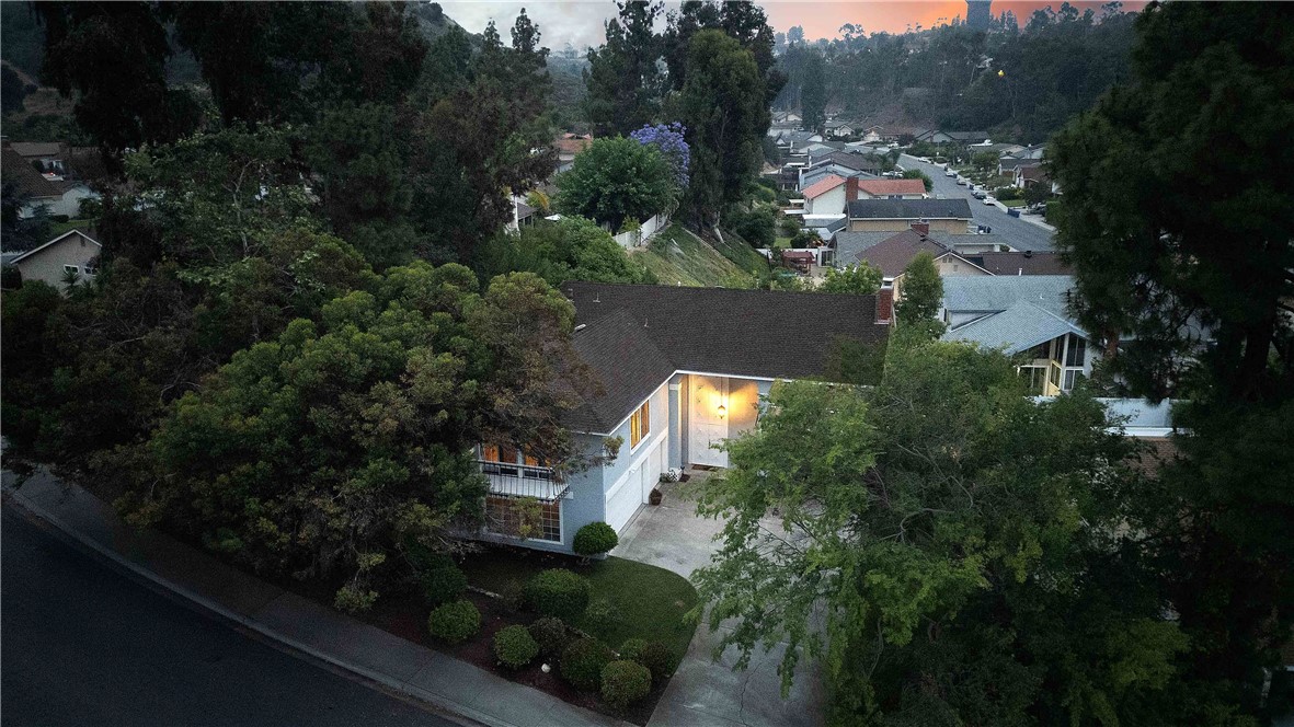 2527 Gibbons Street