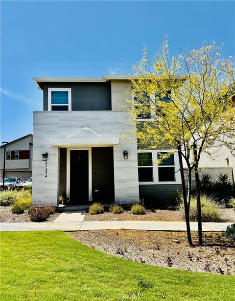 Photo of 27474 Quiet View Place, Valencia, CA 91381 (MLS # TR26137529)