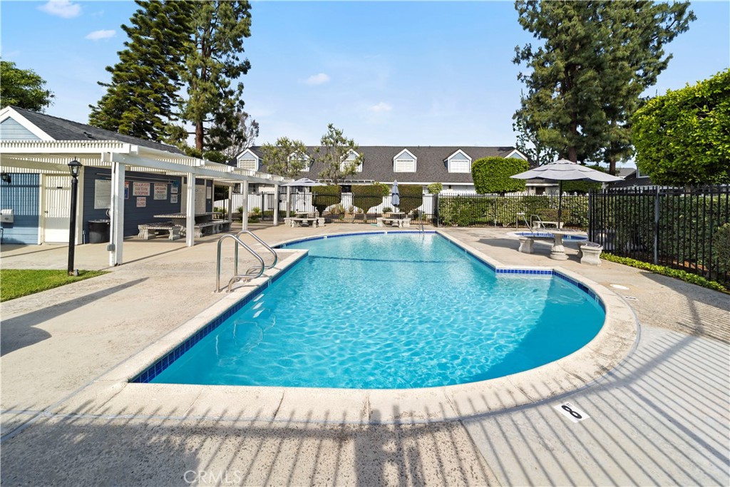 814 W Grondahl Street