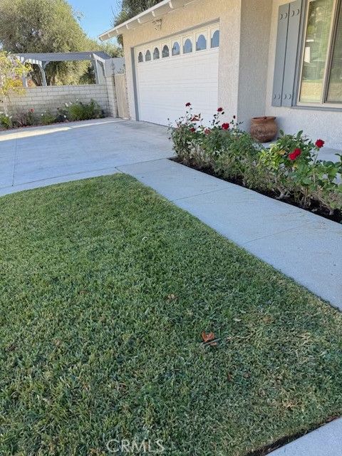 Photo of 16552 Nearview Dr, Canyon Country, CA 91387 (MLS # SR25255944)