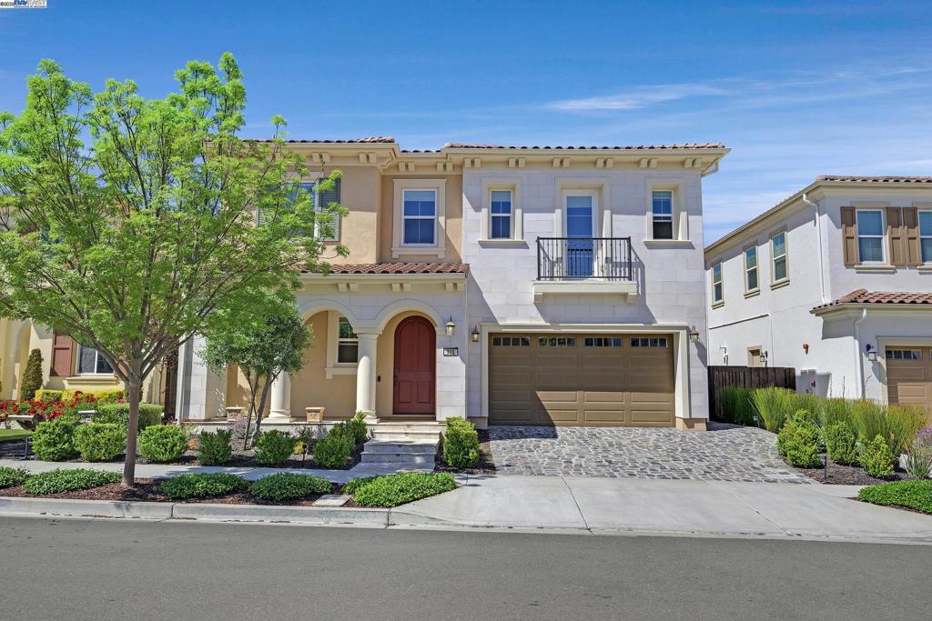 310 Oberland Ct