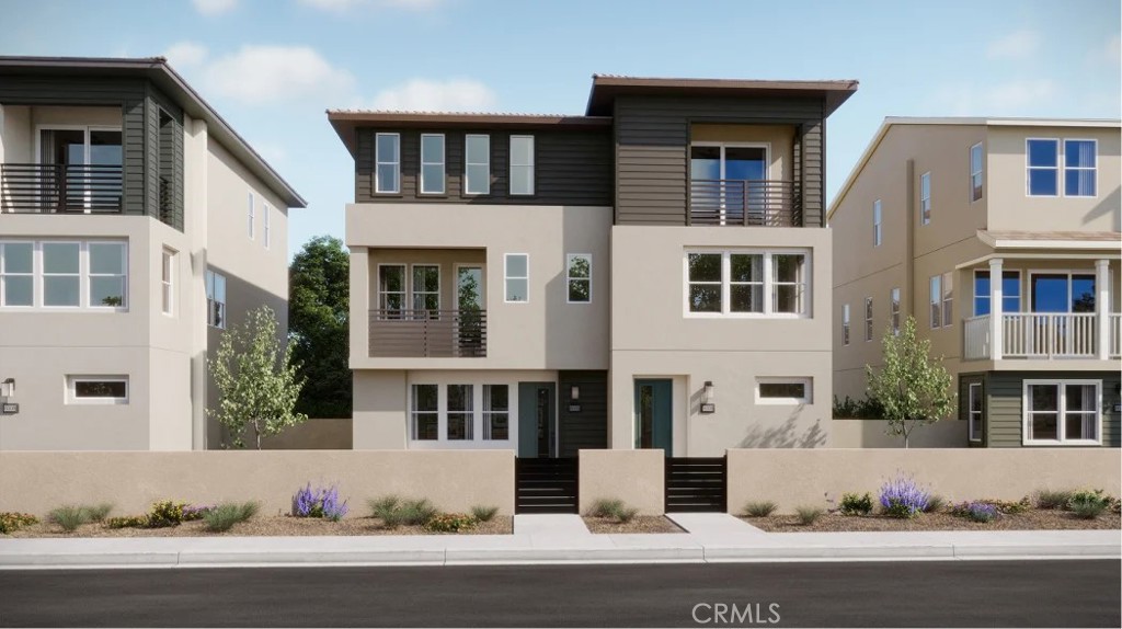 Coral at Valencia - Residential