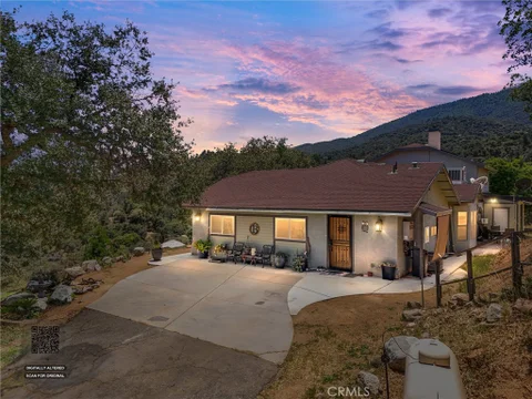 26920 Clear Creek Rd, Keene, CA 93531 - MLS#: SR26200365