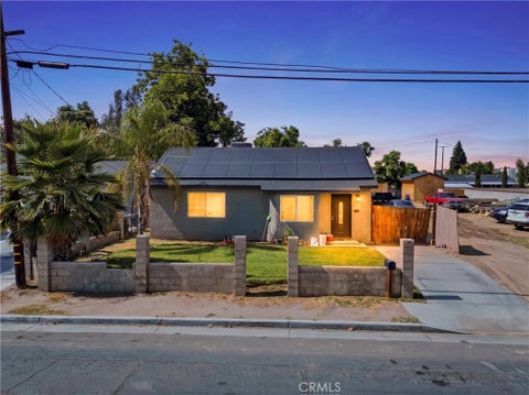 Photo of 1724 Terrace Way WAY, Bakersfield, CA 93304 (MLS # NS26128651)