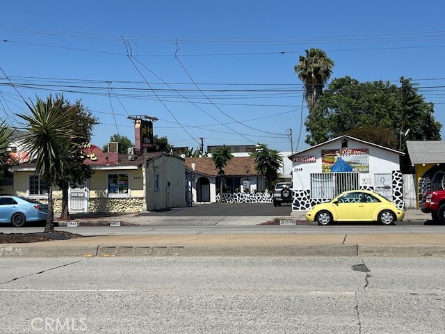 2541 Rosemead Boulevard