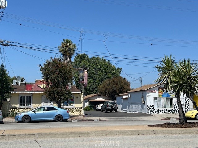 2541 Rosemead Boulevard