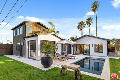 Photo of 114 La Marina Drive, Santa Barbara, CA 93109 (MLS # 26641579)